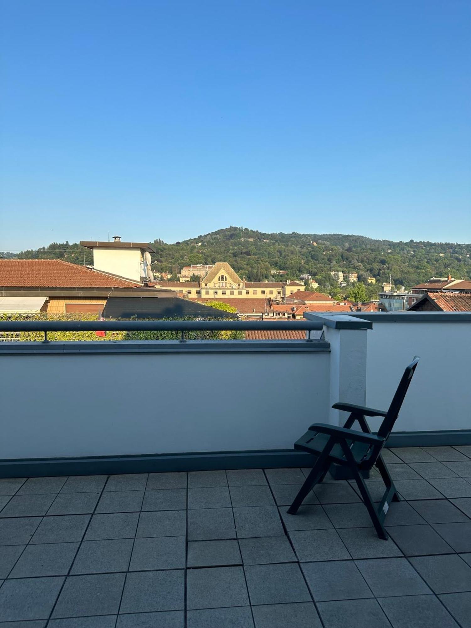 Hostdomus - Turin Rooftop Turim Exterior foto