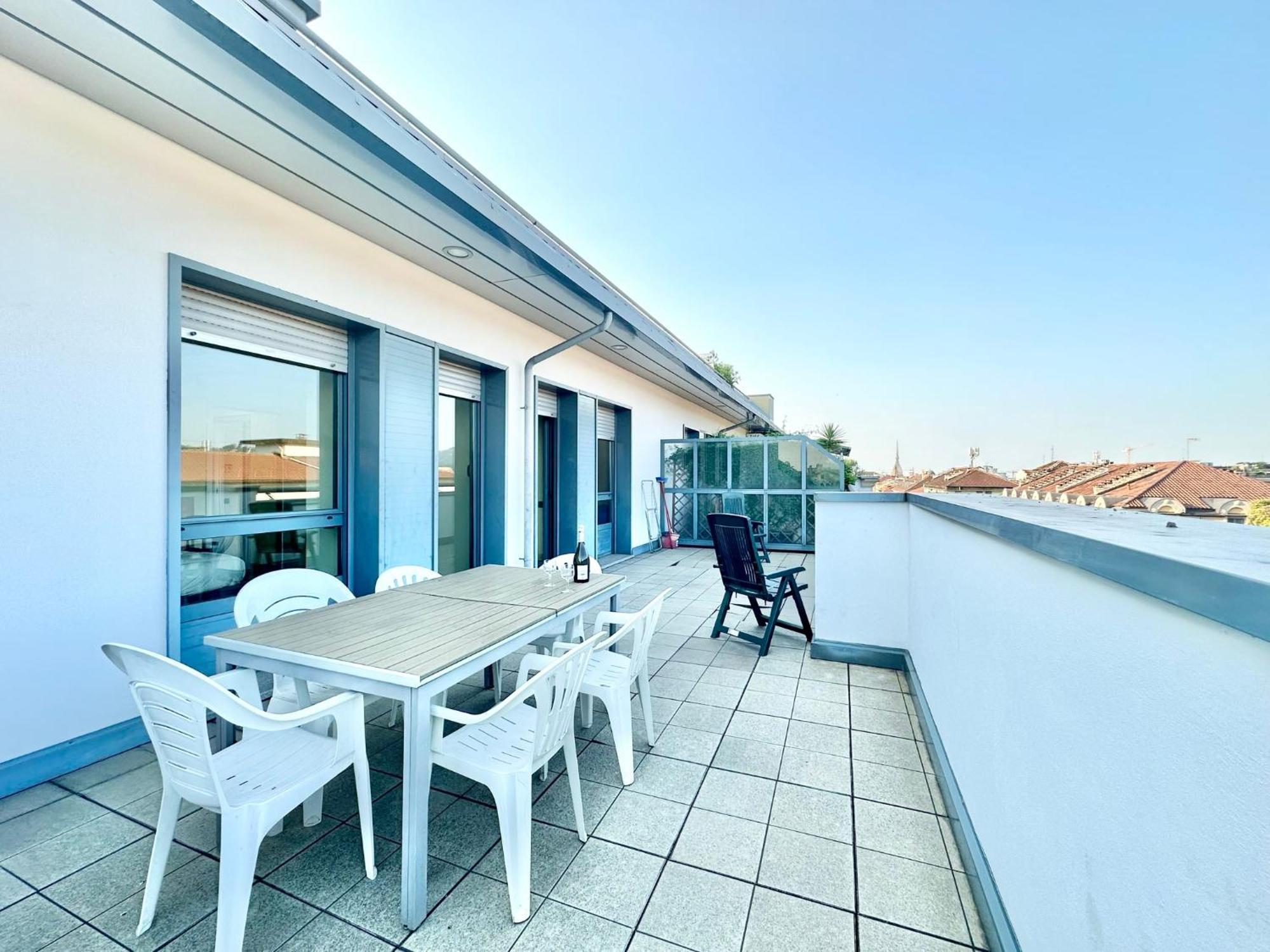 Hostdomus - Turin Rooftop Turim Exterior foto